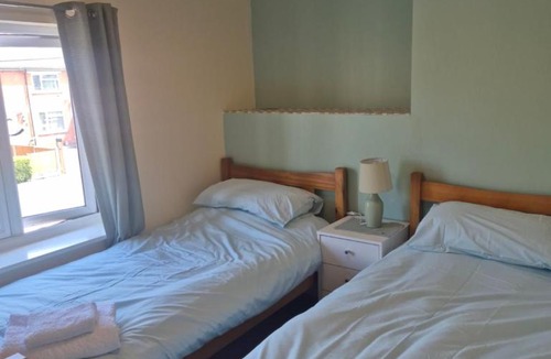 Wrexham House | ACCOMADATION WREXHAM