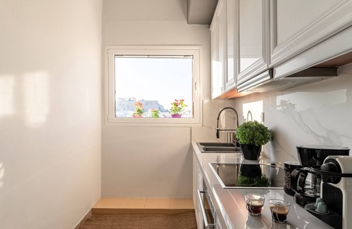 Mets Apartment | Acropolis Eclipse