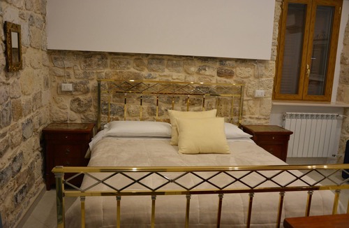 Old Town House | AFFITTACAMERE DIMORA DEL CARMINE