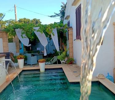 Marina di Mancaversa Bed & Breakfast | Alchimia tra suoni e colori
