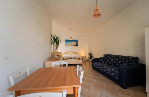 Uggiano la Chiesa House | Anemone Studios - Double room with private bathroom near Otranto