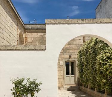 Giuggianello House | Antica Dimora Giardini Segreti
