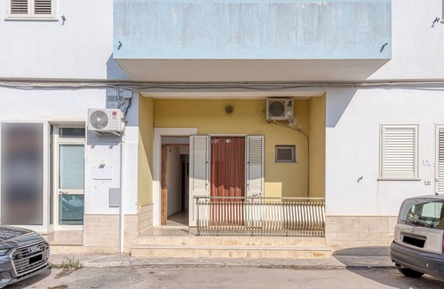 Lido Marini Apartment | Apartment 'Appartamento Lido Marini' with Sea View, Private Terrace and Air Conditioning