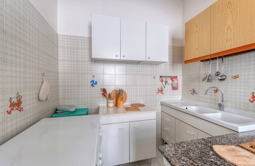Otranto Historic Centre Apartment | Apartment "Casa in Via Seminario" with Balcony and Wi-Fi