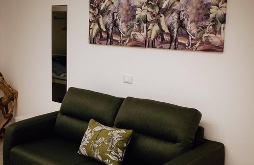Centro Storico Apartment | Apartment Dimora Cadamè with Wi-Fi & A/C