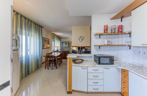 Otranto Apartment | Apartment 'Guardiana Del Castello' with Sea View, Wi-Fi and Air Conditioning