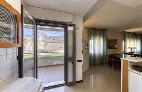 Otranto Apartment | Apartment 'Guardiana Del Castello' with Sea View, Wi-Fi and Air Conditioning