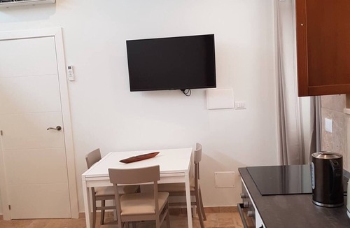 SantʼAgata di Puglia Apartment | Apartment 'Zenna - Arco Pronti' with Mountain View, Wi-Fi and Air Conditioning