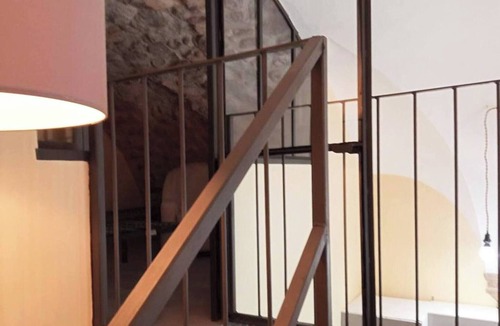 SantʼAgata di Puglia Apartment | Apartment 'Puteha - Arco Pronti' with Mountain View, Wi-Fi and Air Conditioning