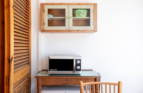 Acaya Apartment | Apartment 'La Casa Di Bebe' with Shared Pool, Wi-Fi and Air Conditioning