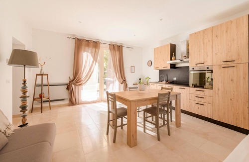 Otranto Apartment | Apartment 'La Torre - 1' with Sea View, Wi-Fi and Air Conditioning