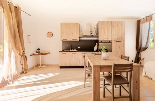 Otranto Apartment | Apartment 'La Torre - 1' with Sea View, Wi-Fi and Air Conditioning