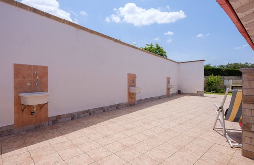 Borgagne Apartment | Apartment 'Mamba House 2' with Private Terrace, Shared Garden and Air Conditioning