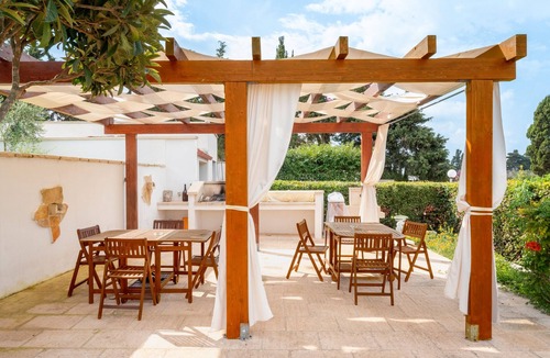 Otranto Apartment | Apartment 'Monolocale' with Lake View, Wi-Fi and Air Conditioning
