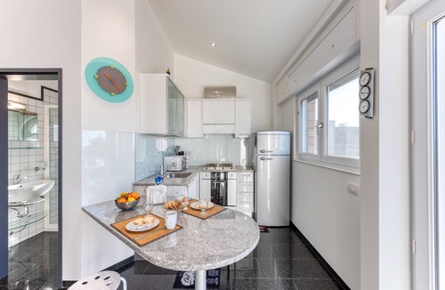 Fontanelle Apartment | Apartment 'Residence Margherita - Lavanda' with Sea View, Wi-Fi and Air Conditioning