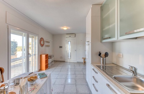 Fontanelle Apartment | Apartment 'Residence Margherita - Ibisco' with Sea View, Wi-Fi and Air Conditioning