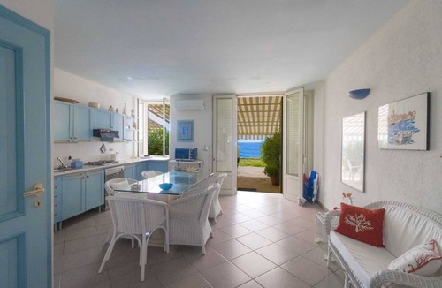 Santa Cesarea Terme Apartment | Apartment "Sea House on the Rocks" with Private Terrace & A/C