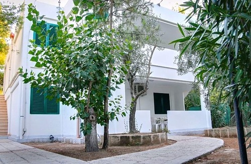 Scialara Apartment | Apartment 'Sabbia D'oro' with Shared Pool and Wi-Fi