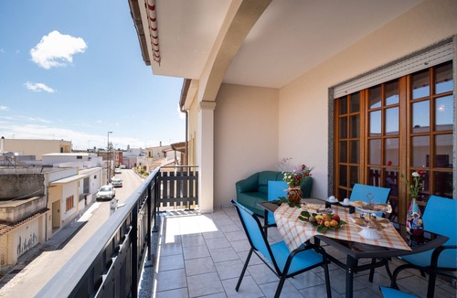 Giurdignano Apartment | Apartment Sole 1 with Terrace, A/C & Wi-Fi