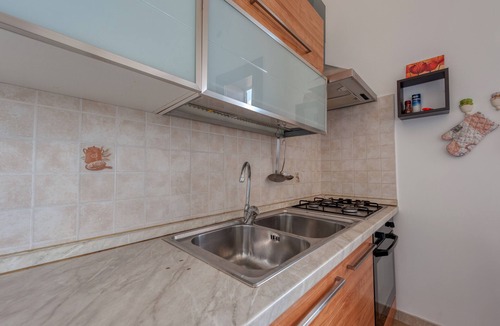 Vernole Apartment | Apartment 'Solebarocco Del Sud - Trilocale' with Balcony and Air Conditioning