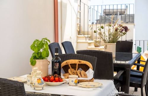 Avetrana Apartment | Apartment 'Torre Bassa Trilocale' with Wi-Fi and Air Conditioning