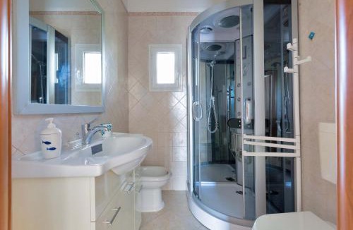 Scala di Furno Apartment | Appartamenti in Villa Michelle by BarbarHouse