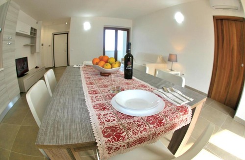 Rodi Garganico Apartment | Appartamento azzurro