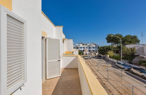 Lido Marini Apartment | Appartamento Calò Primo Piano by BarbarHouse