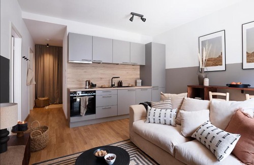 Taranto Apartment | Appartamento con vista mozzafiato dalla finestra