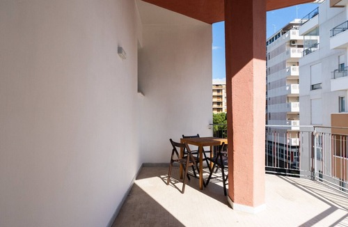 Municipio 2 Apartment | Appartamento Finestra sul giardino by Wonderful Italy