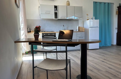 Foce Varano Apartment | Attic room in the park of Gargano