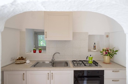 L'Assunta House | Authentic And Lovely Trulli In Monopoli’s Countryside