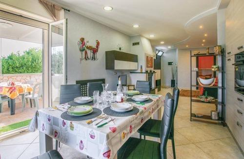Municipio 1 Apartment | Awesome apartment in Bari with WiFi