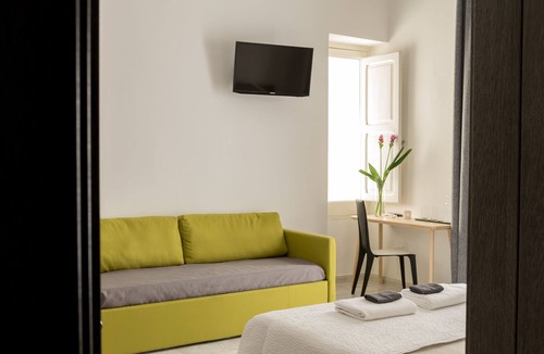 Lecce Historic Center Bed & Breakfast | B & B Le Giravolte Historical Center Lecce