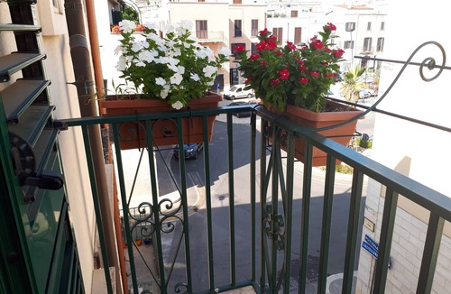 Conversano House | B&B San Lorenzo is in Conversano City of Art