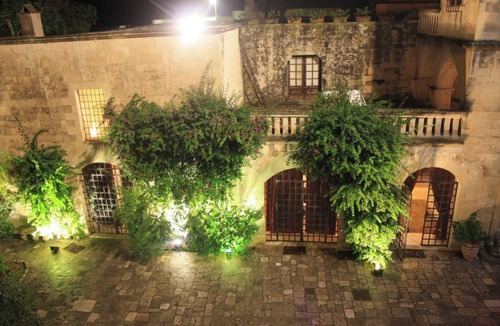 Casamassella Apartment | Bastione room with independent entrance and access to the park and swimming pool