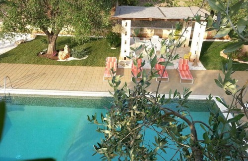 Francavilla Fontana Villa | Beautiful Villa & Fabulous Pool with stunning gardens in Francavilla Fontana