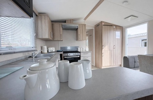 Mappleton House | Beautiful caravan at Skipsea Sands ref 41029WF