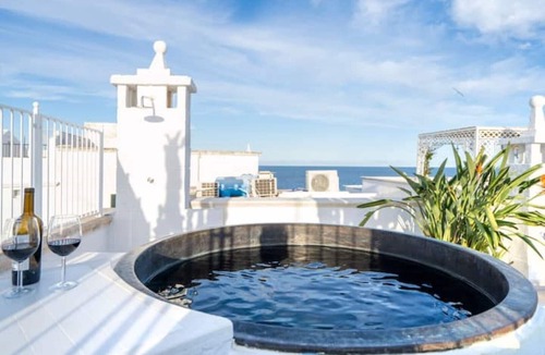 L'Assunta House | Beautiful spacious seaside palazzo. Terrace panoramic sea views & dipping pool.