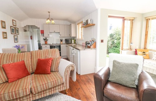 Castleton House | Bee Garth, Castleton