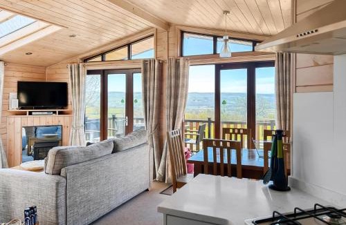 Llanfair Caereinion Resort | Belan Bach Lodges