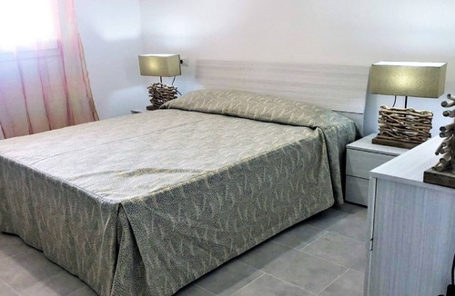 Baia degli Aranci Apartment | Belvilla by OYO Bilocale 2