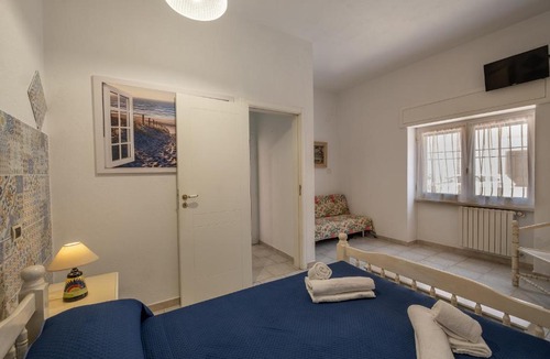 Casamassella House | Blue Tulip Apartments
