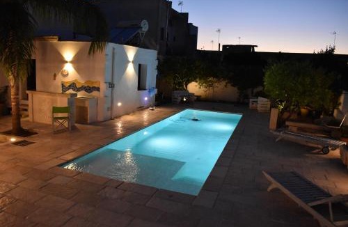 Palmariggi Bed & Breakfast | Borgo dei Filitti - B&B artistico - Piscina Solarium & Enoteca