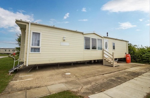 Mappleton House | Brilliant 6 berth caravan for hire at Skipsea Sands Holiday Park ref 41037NF