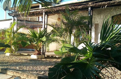 Mahajanga House | Bungalow in the water for rent