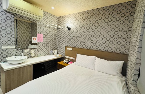 Wanhua House | BY Cool hotel with AC in vibrant Taipei City near Ximending with Ubike
