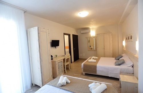 Torre dell'Orso Bed & Breakfast | Camere Le vie di Omero