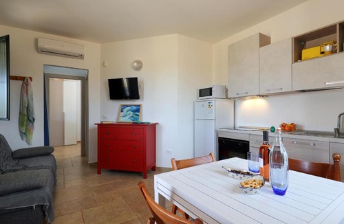 Salve House | Casa Barzò - surrounded by olive trees