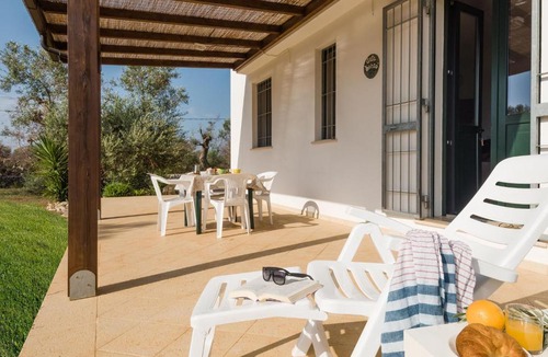 Salve House | Casa Barzò - surrounded by olive trees